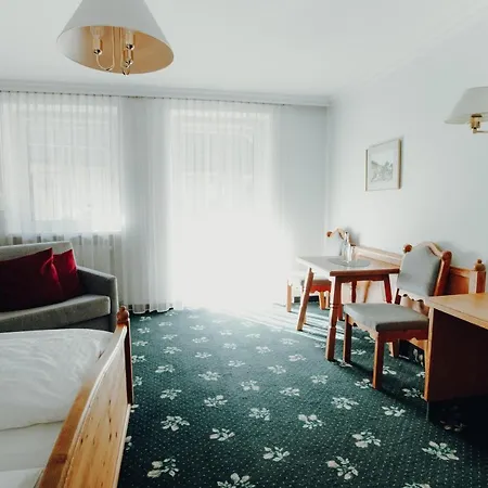 Hotel Langwies Genussherberge 4*
