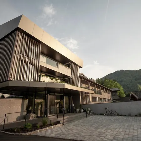Langwies Genussherberge 호텔 4*